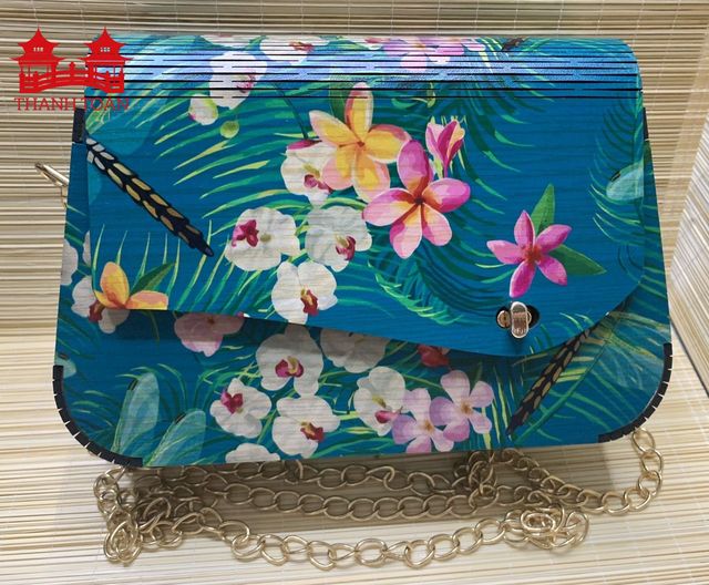 Wooden Handbag code TX01
